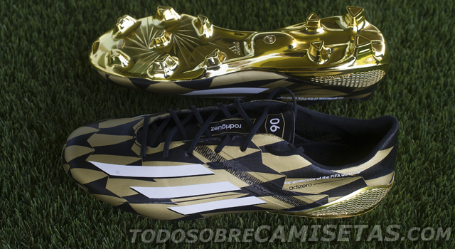 mueble en caso Extra Botines Dorados de Adidas para James Rodríguez 2014 - Todo Sobre Camisetas