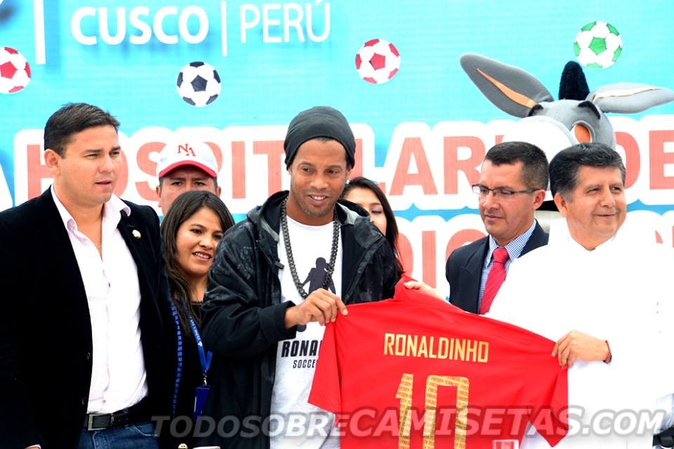 Camiseta Walon de Cienciano Especial Ronaldinho