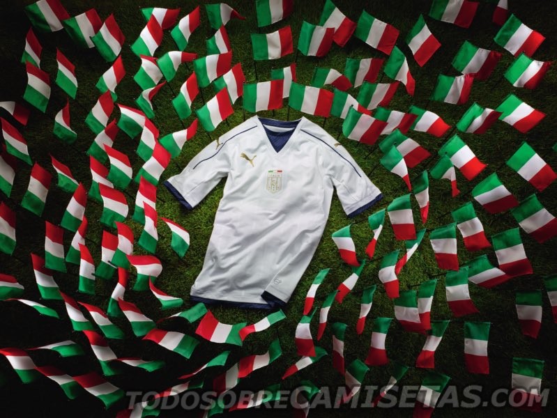 Italy Puma 2006 tribute away kit