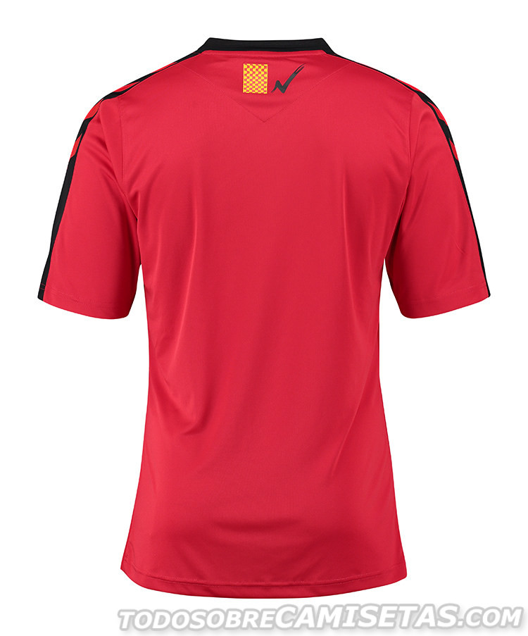 Camiseta titular Hummel del Nàstic de Tarragona 2016-17