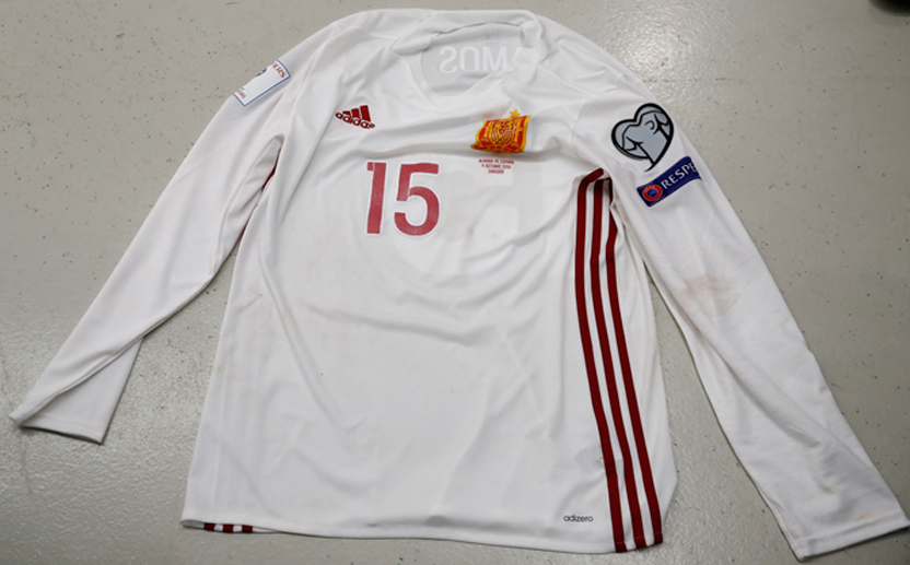 Gerard Piqué y la polémica por la nueva camiseta de España