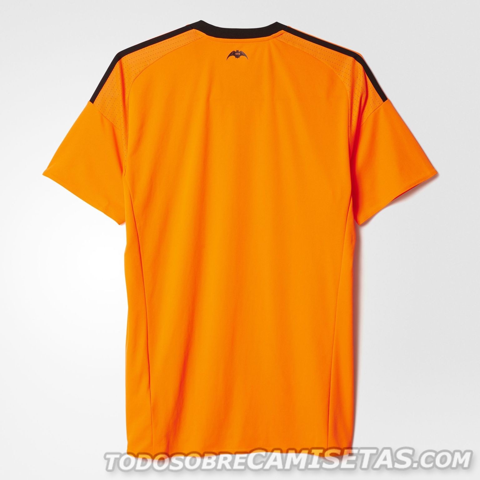 Tercer uniforme adidas del Valencia CF 2016-17