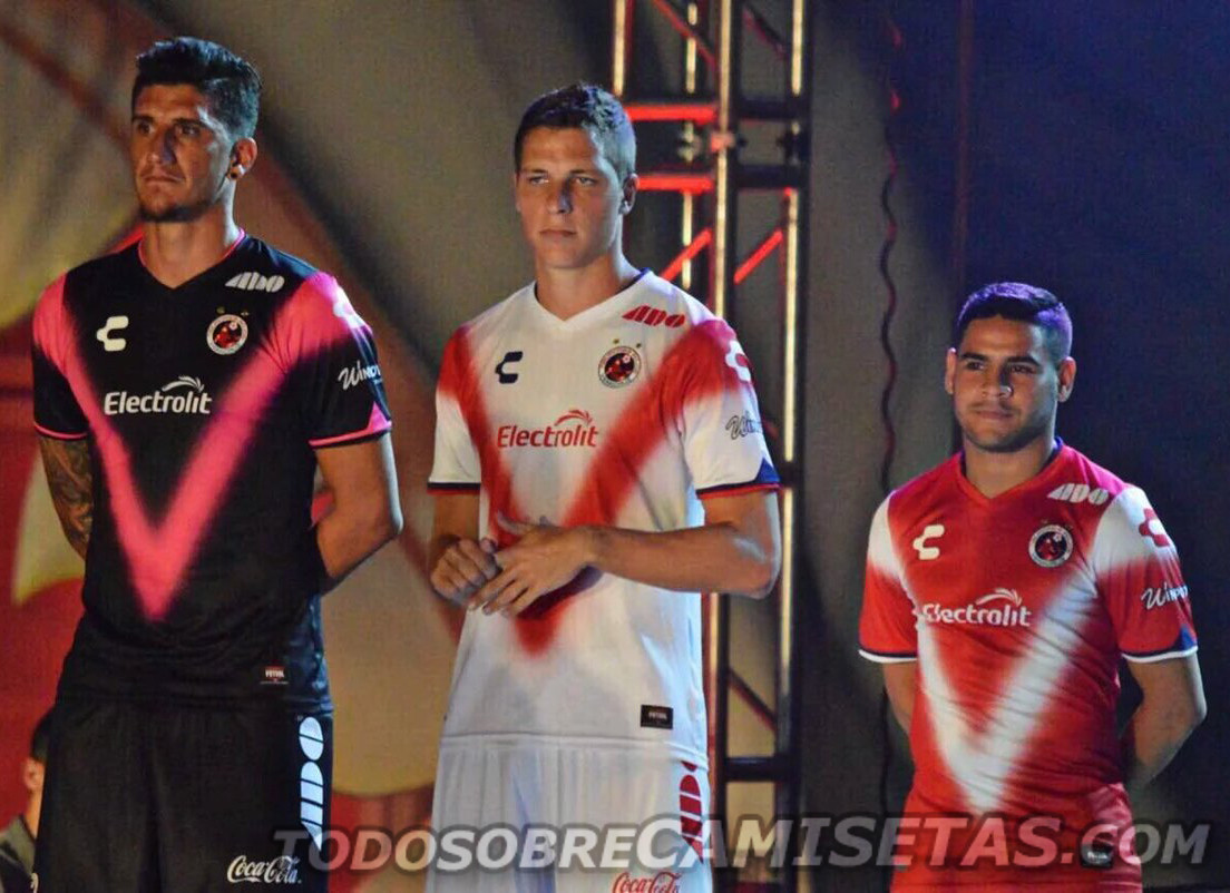 Jerseys Charly Futbol de Tiburones Rojos de Veracruz 2016-17