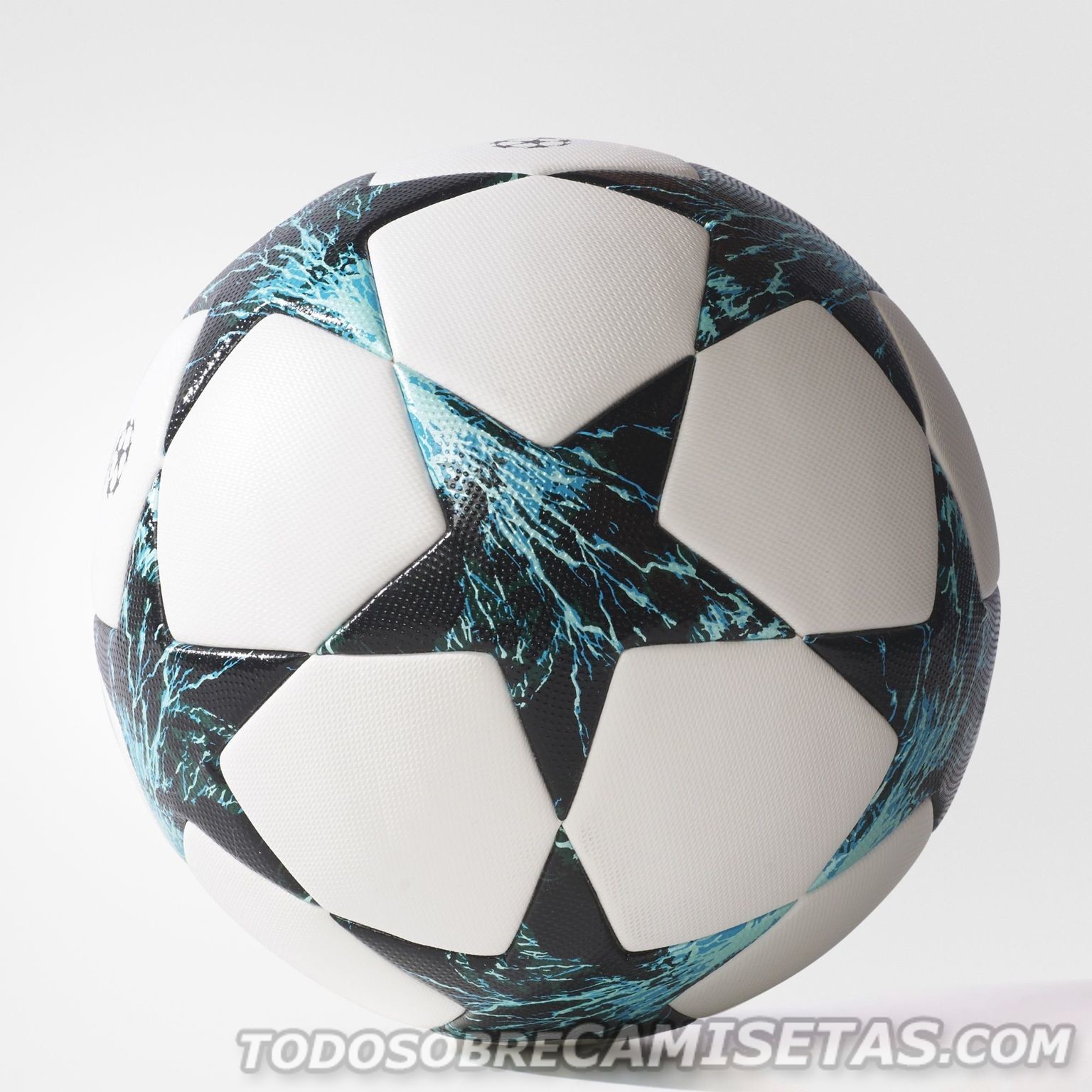 Adidas Champions League 2017-18 ball