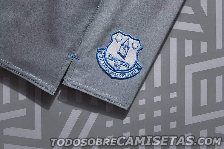 Everton 2017-18 Umbro Away Kit