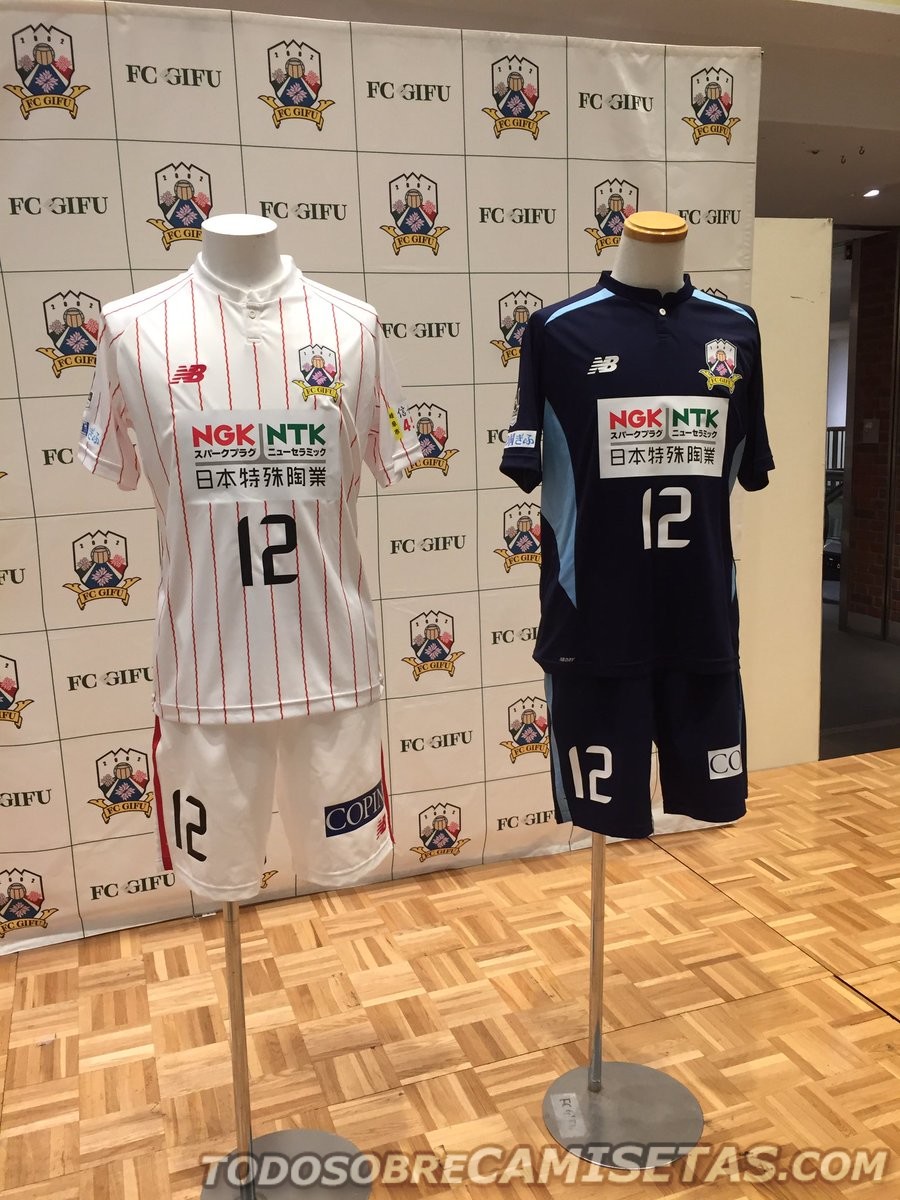 FC Gifu New Balance 2017 Away Kit