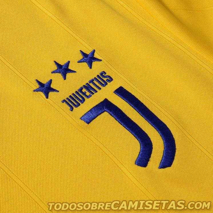 Juventus 2017-18 adidas Away Kit