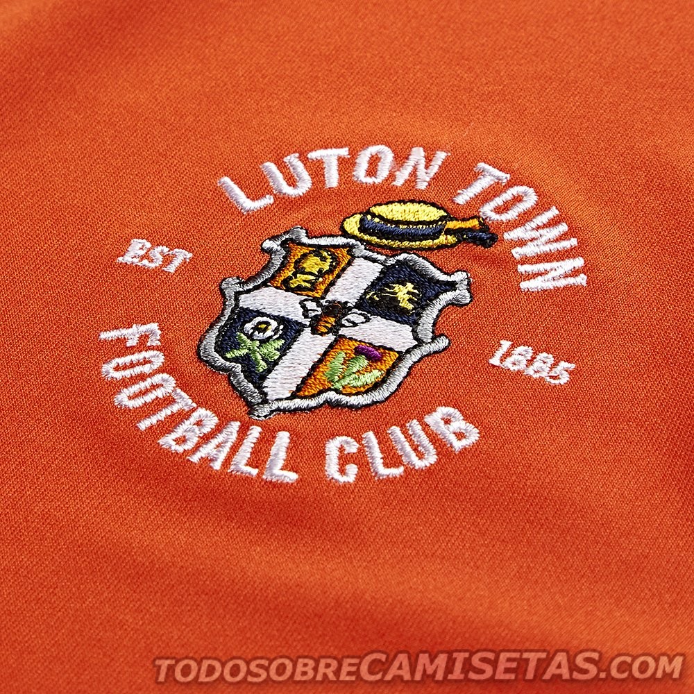 Luton Town FC PUMA 2017-18 Kits