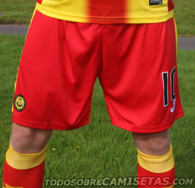 Partick Thistle 2017-18 Joma Home Kit