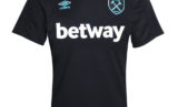 17WestHamAway2