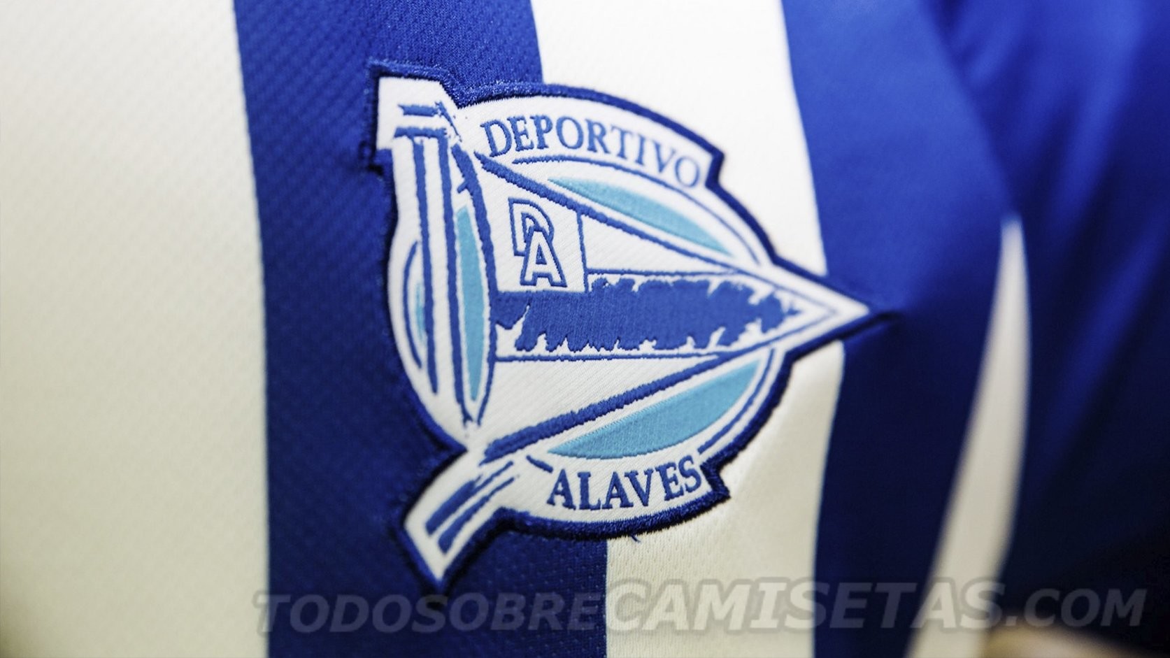 Camisetas Kelme de Deportivo Alavés 2018-19