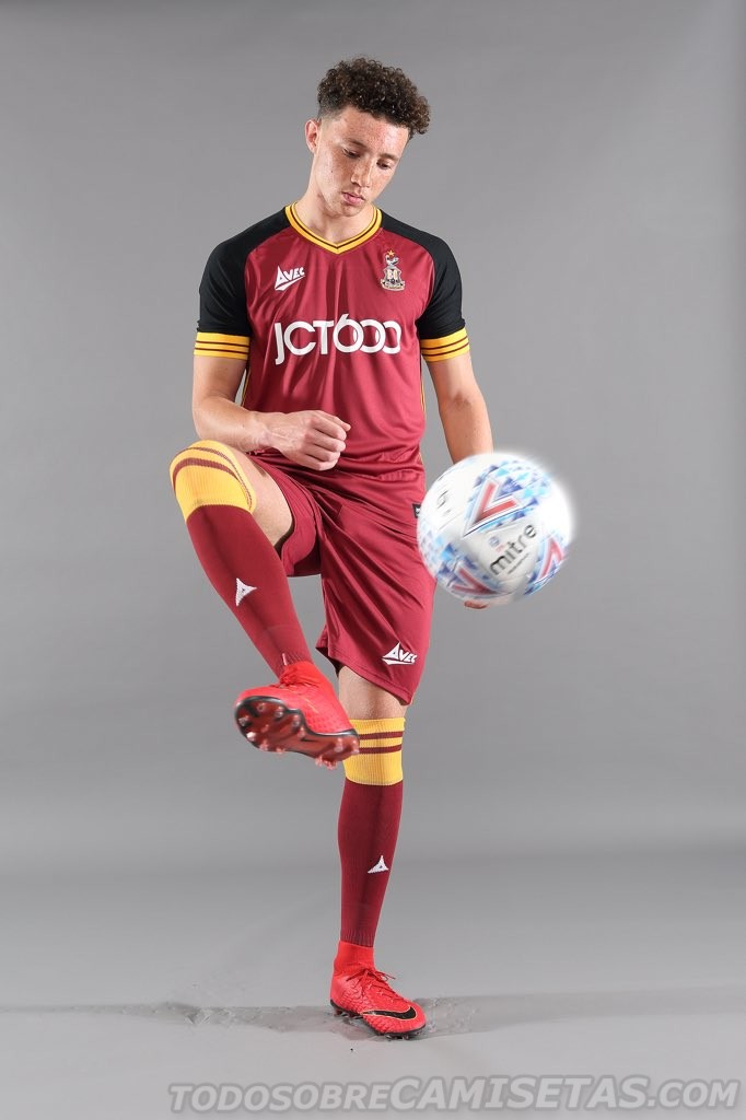 Bradford City FC Avec Sport Home Kit 2018-19