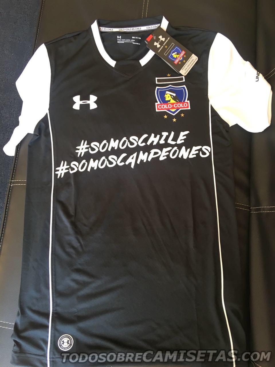 Camiseta Suplente Under Armour de Colo-Colo 2018
