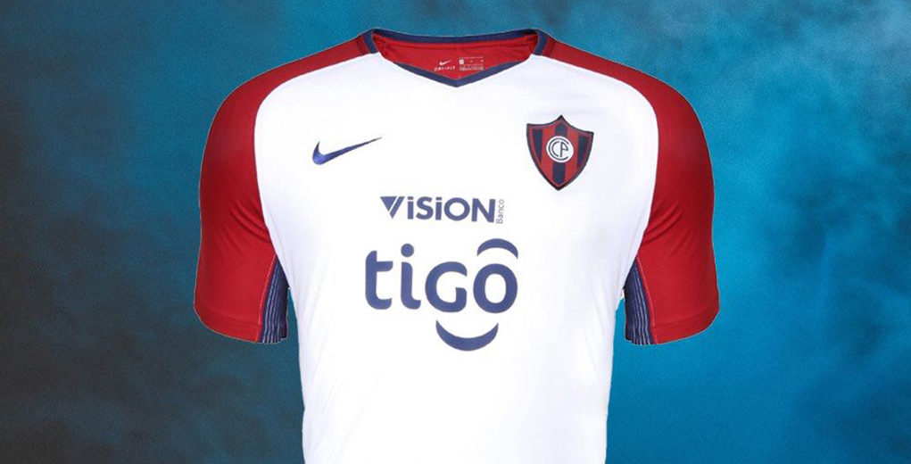 Camiseta visitante Nike de Cerro Porteño 2018