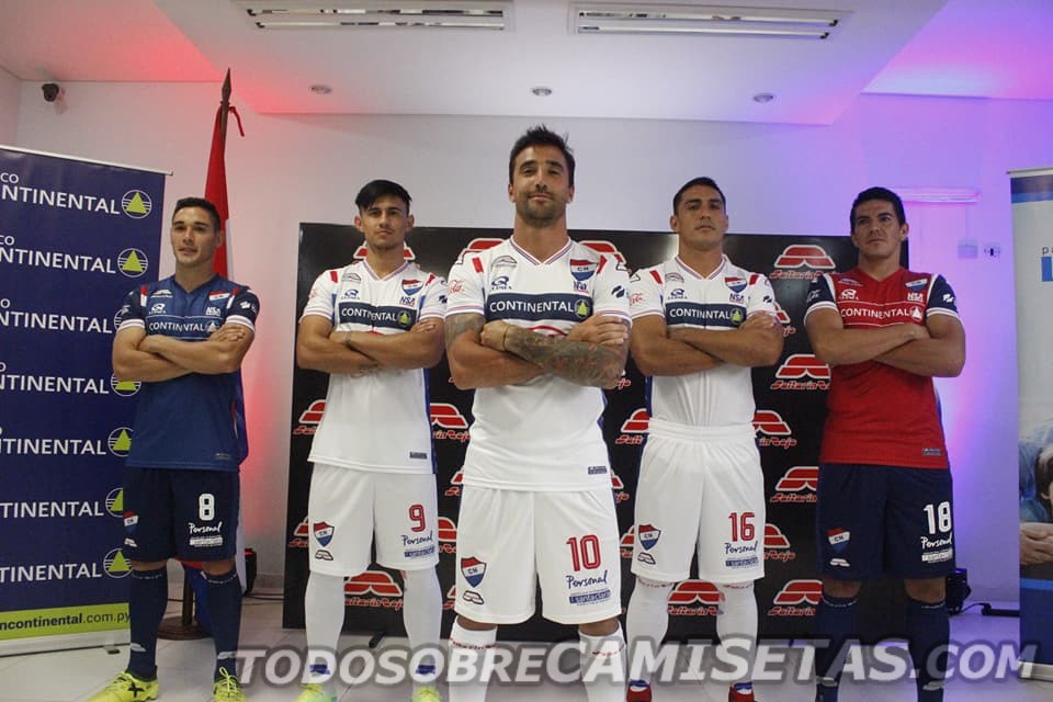 Camisetas Saltarín Rojo de Nacional de Paraguay 2018