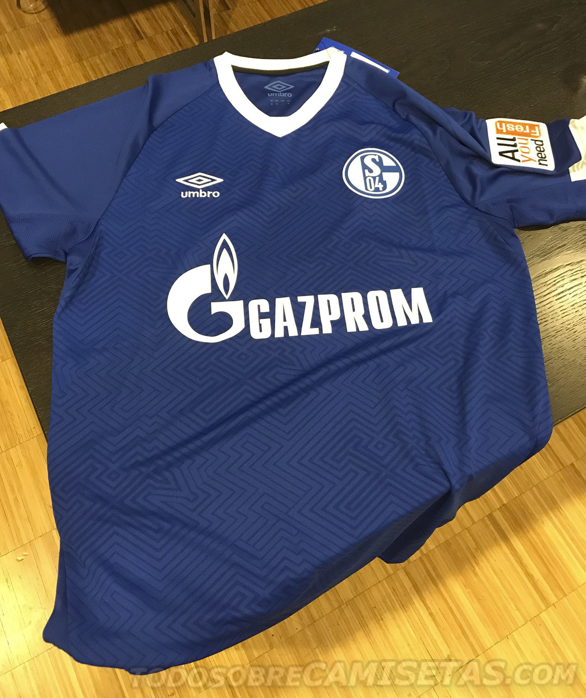 Schalke 04 Umbro Home Kit 2018-19