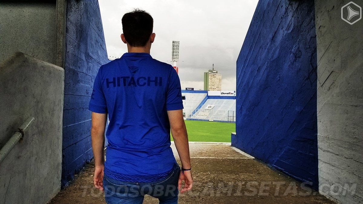 Cuarta camiseta Umbro de Vélez Sarsfield 2018