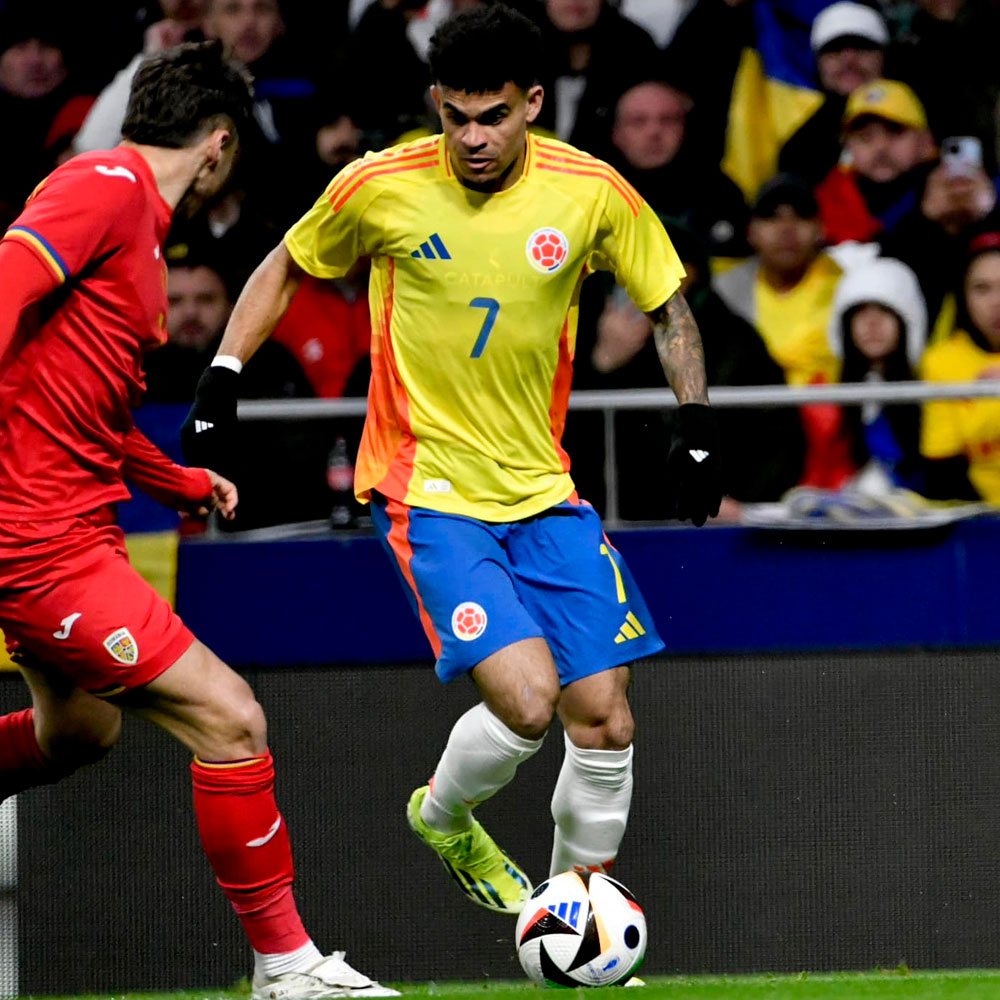 D-Camiseta-Colombia-Copa-America-2024-4