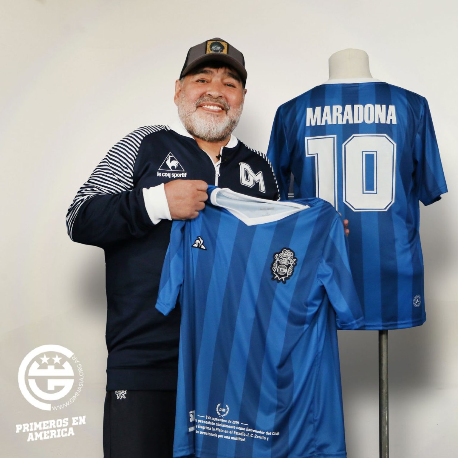 DM59: Gimnasia y Le Coq Sportif celebran a Diego Maradona