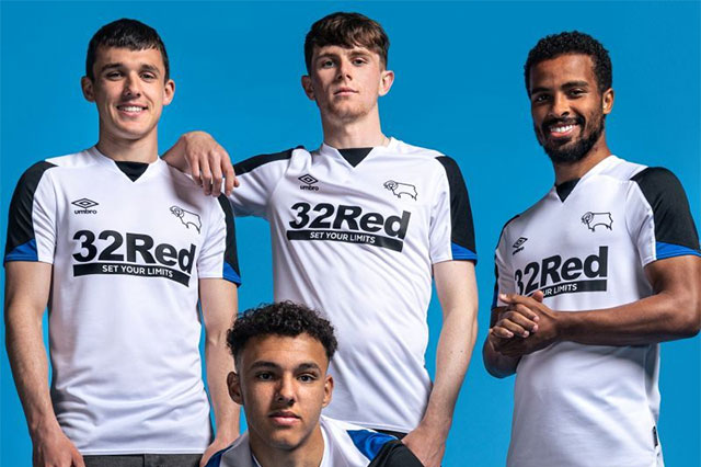 Derby-County-2021-22-Umbro-Home-Kit-05