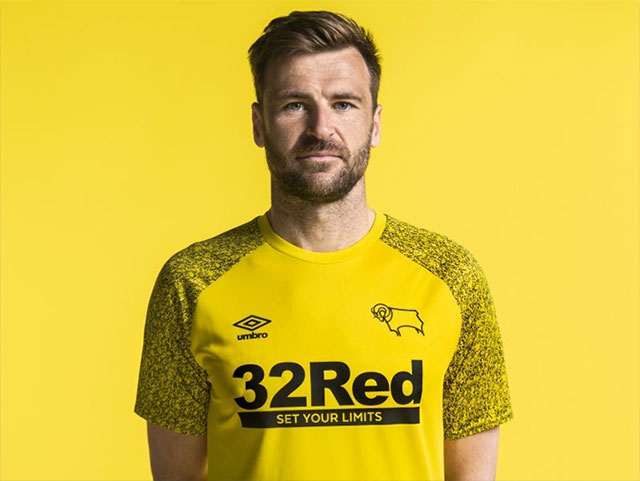 Derby-County-2021-22-Umbro-Home-Kit-07