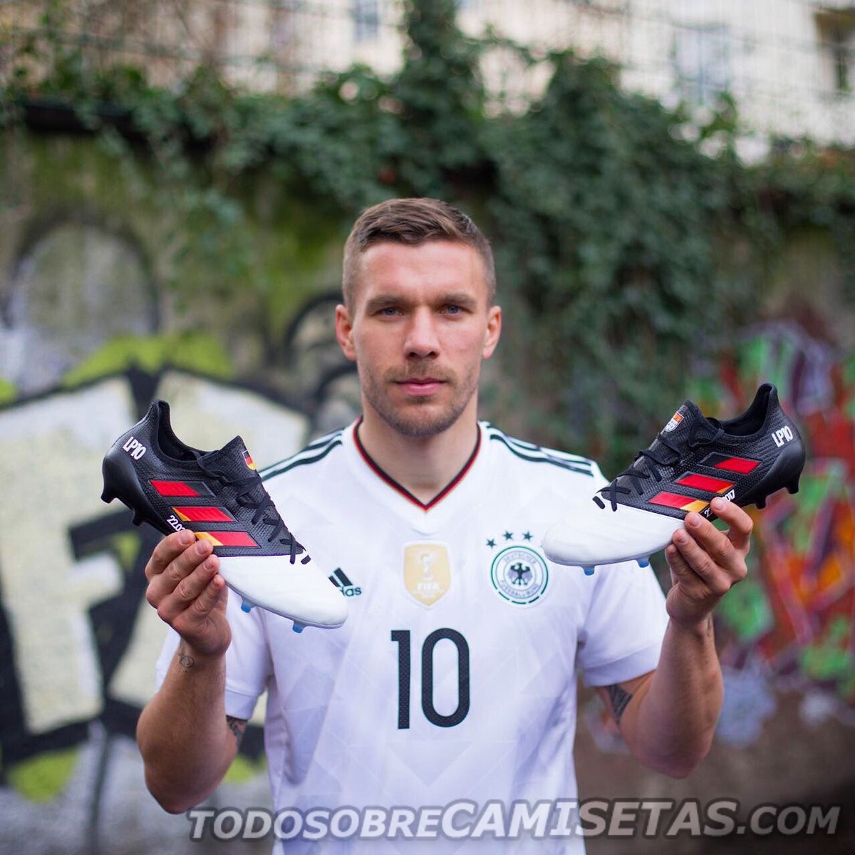 adidas ACE17 Leather Lukas Podolski