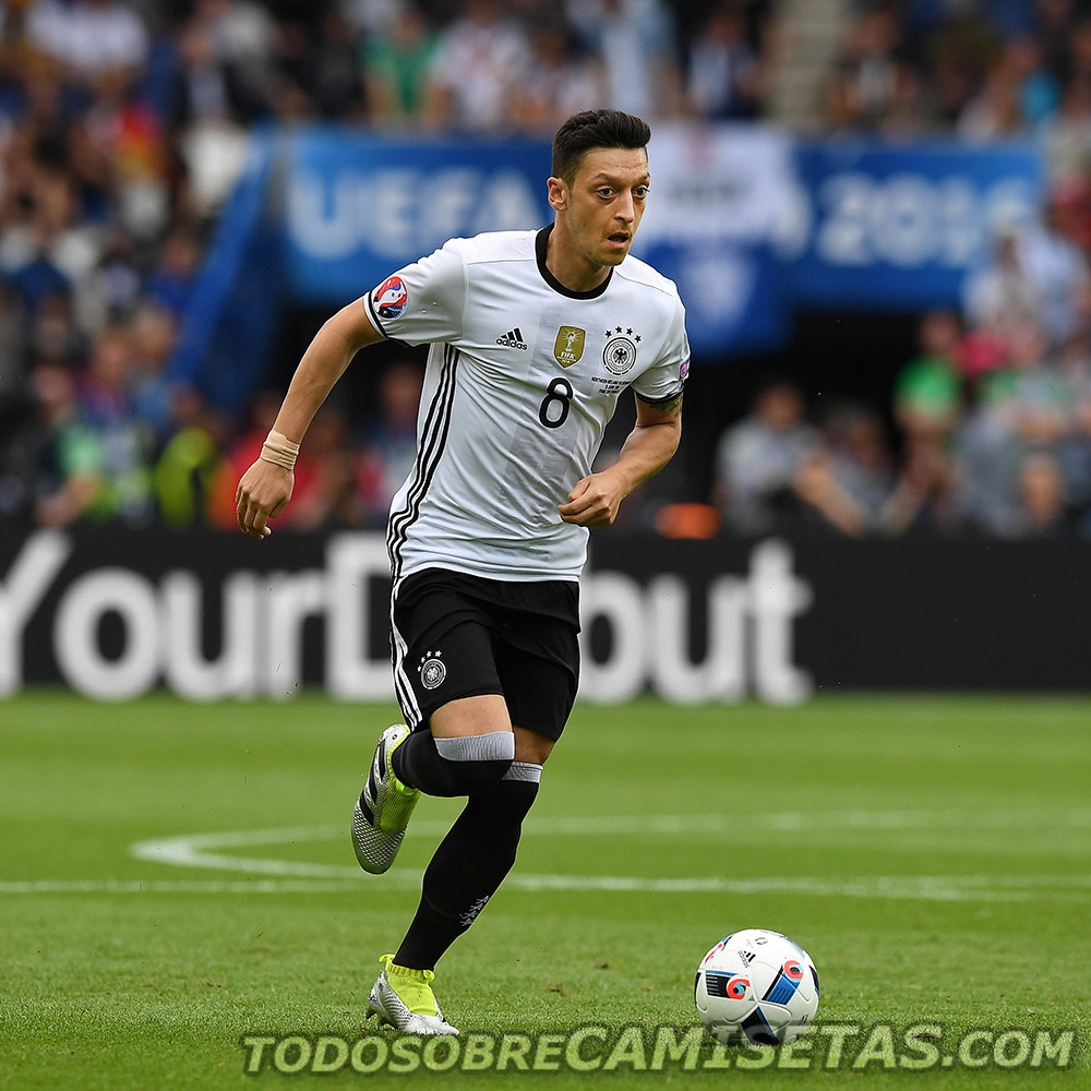 adidas Laceless - Ozil