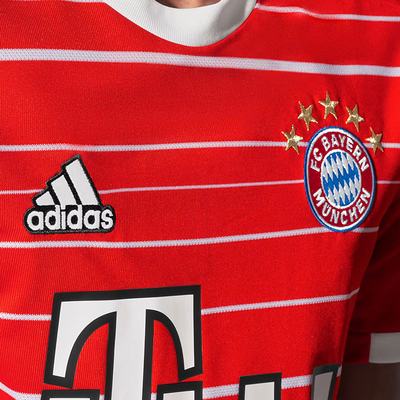 Camiseta adidas de Bayern Munich 2022-23