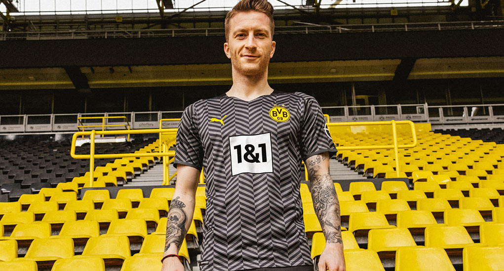 Borussia Dortmund 2021-22 PUMA Away Kit