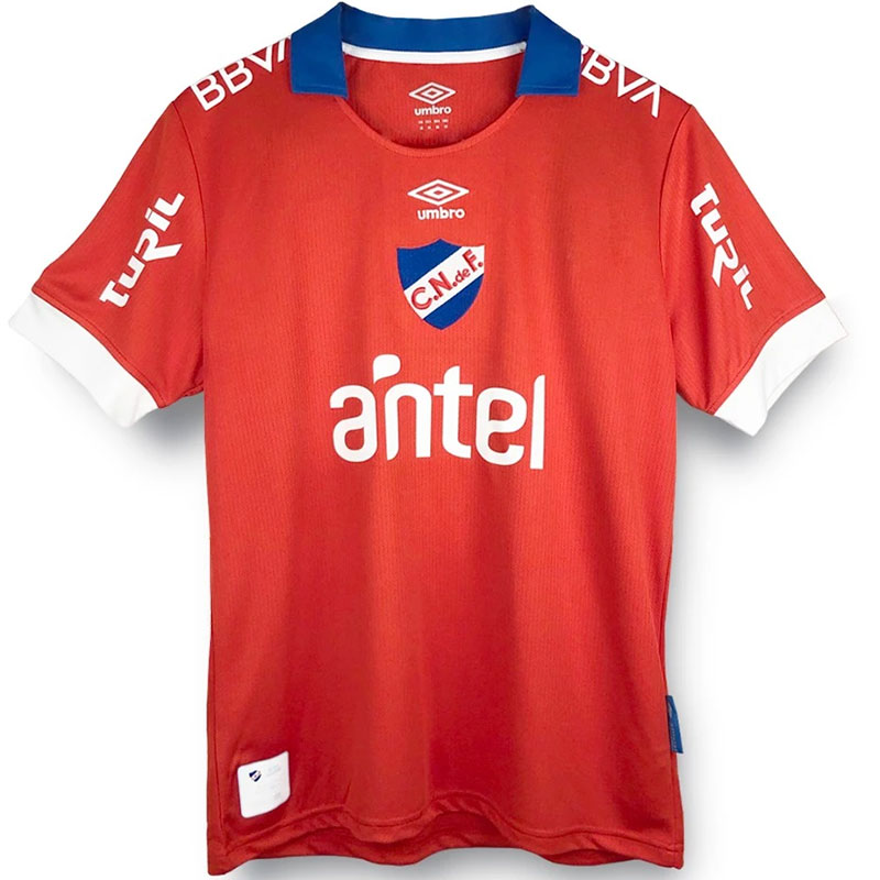 Camiseta suplente Umbro de Nacional 2022