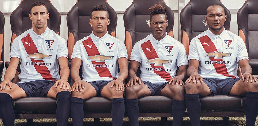 Camiseta Centenario Liga de Quito PUMA 2018 - Sobre