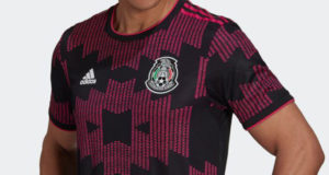 Camiseta local de México 2021