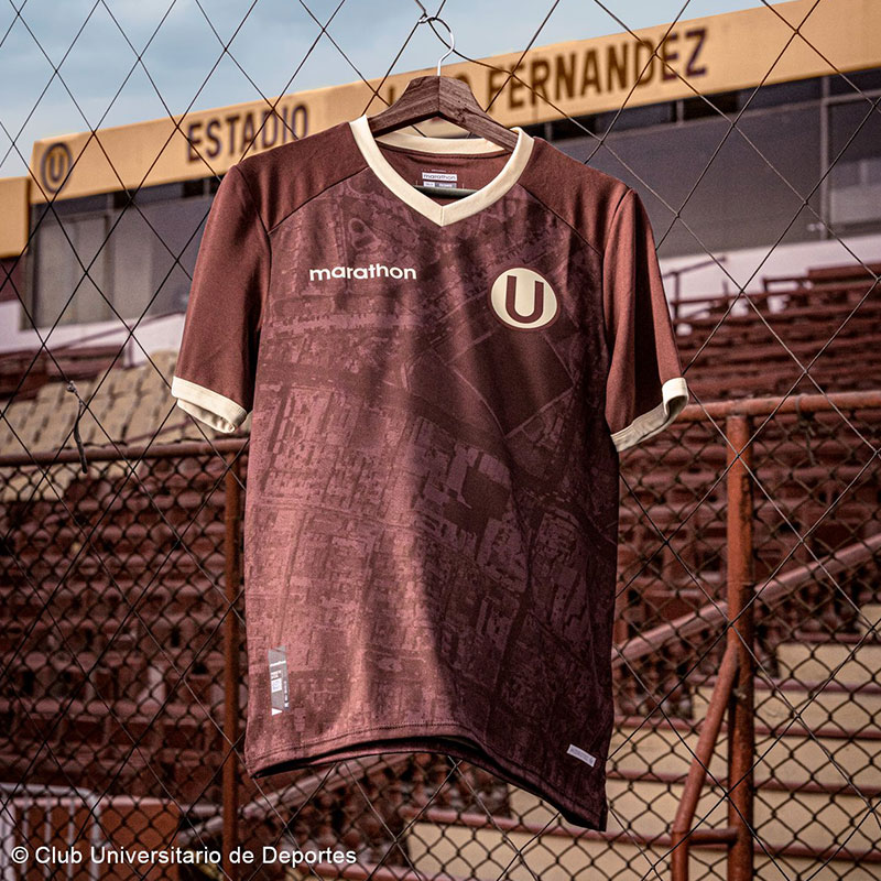 Camiseta Marathon de Universitario 70 Años Estadio Lolo Fernández