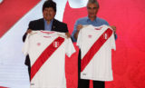 camiseta-umbro-peru-rusia-2018-h