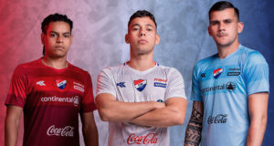 Camisetas Kyrios de Nacional de Paraguay 2022