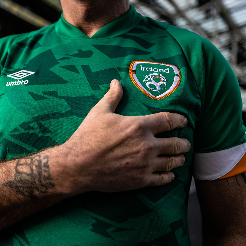 Camiseta Umbro de Irlanda 2022-23