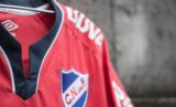 nacional-away-2019-umbro-1