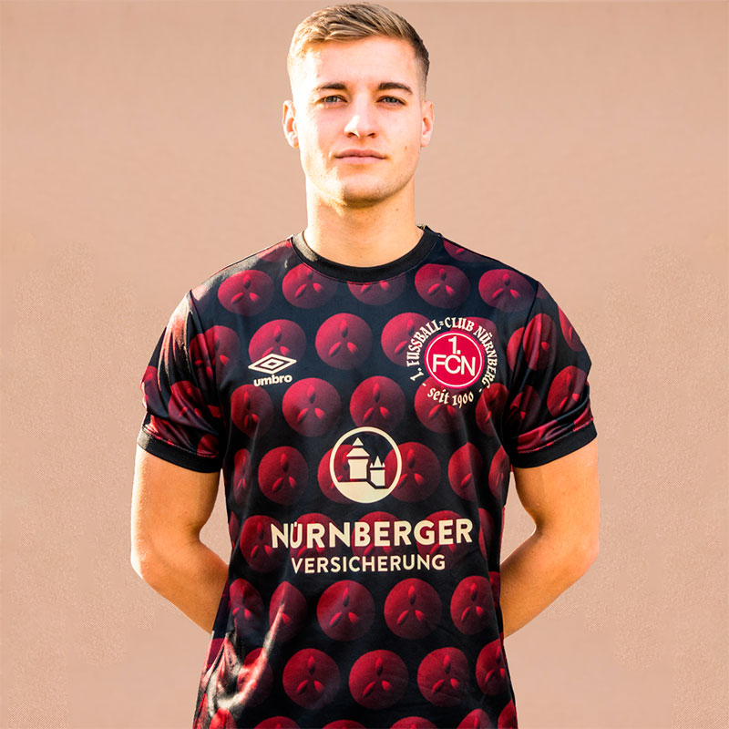 1. FC Nürnberg 2020-21 Umbro Christmas Special Kit