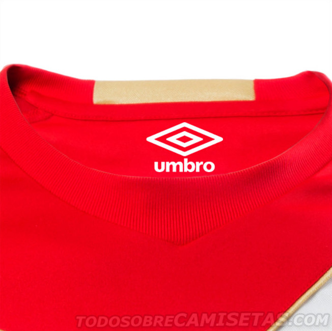 Camiseta visitante Umbro de Perú Rusia 2018