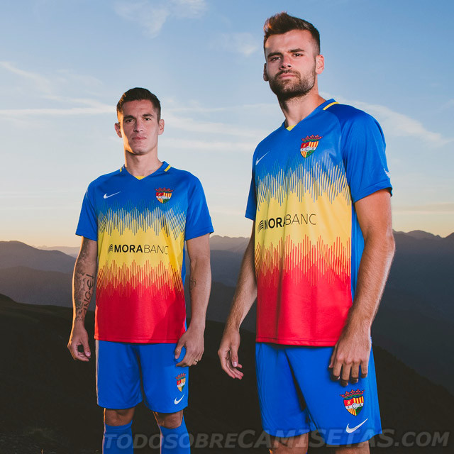 Primera equipación Nike de FC Andorra 2020-21