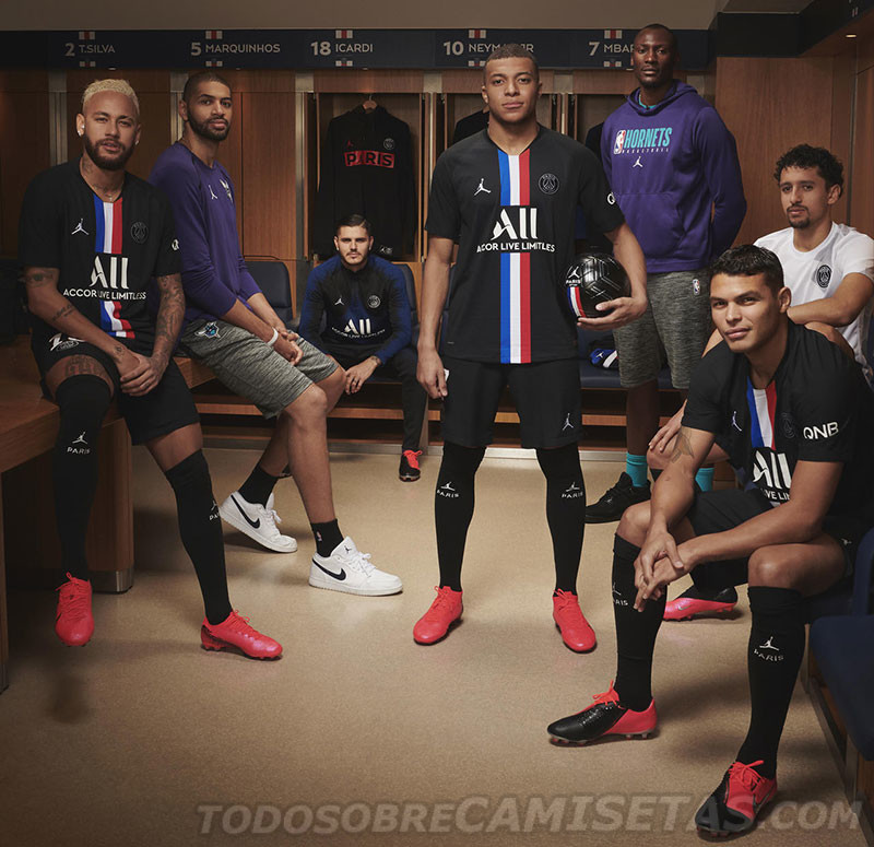 PSG 2019-20 Jordan 4th Kit